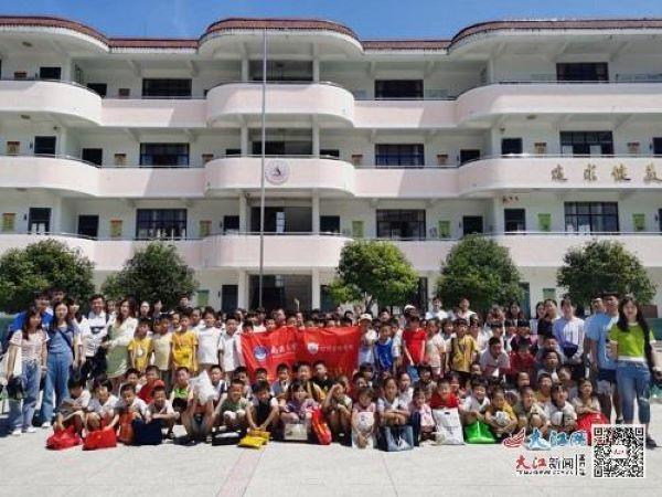 c9f2f8250bd74a3bb85c443cf80efb3c.jpg 1.jpg